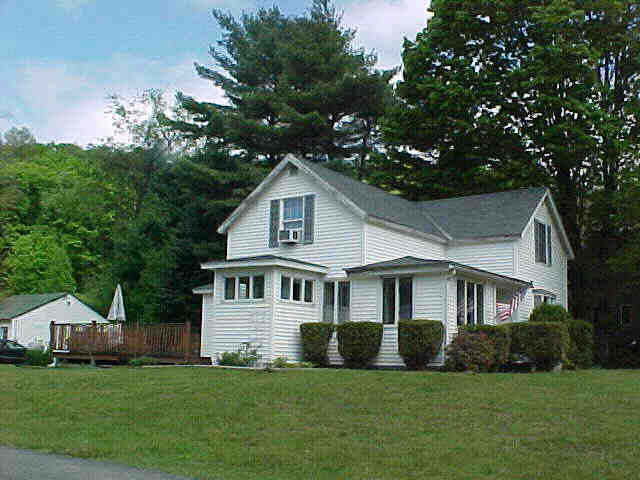 Building photograph for 42 UNDERMOUNTAIN ROAD